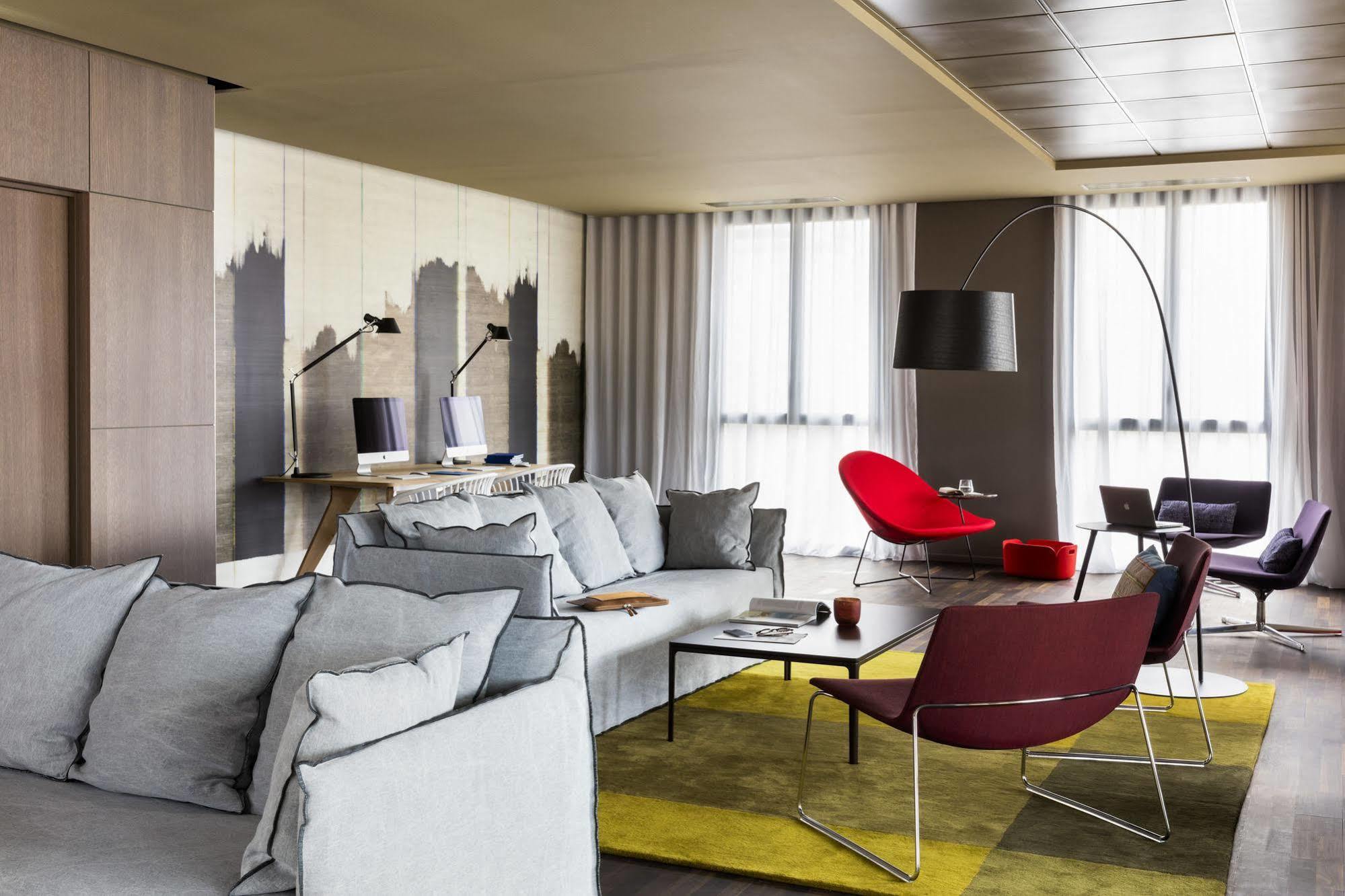 Okko Hotels Paris Rueil Malmaison Екстериор снимка